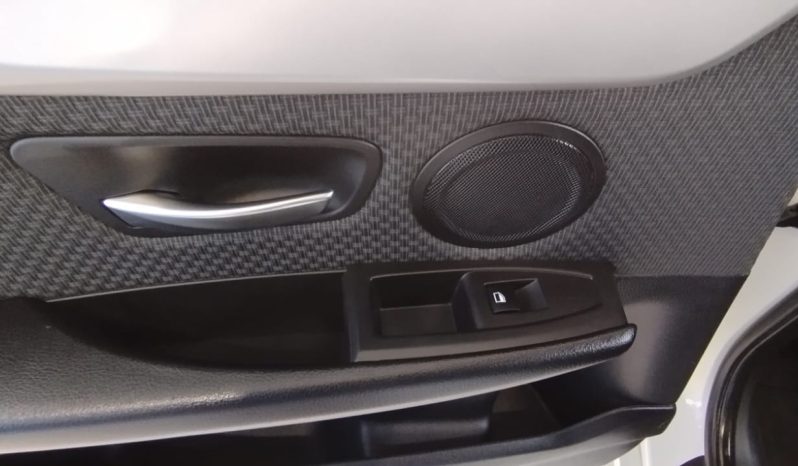 BMW 216d 7L completo