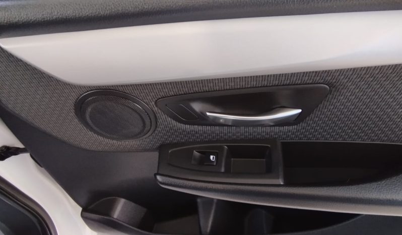 BMW 216d 7L completo