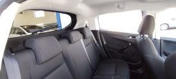 Peugeot 208 completo