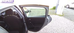 Peugeot 208 completo