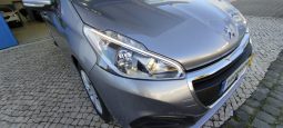 Peugeot 208 completo
