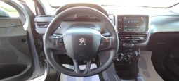 Peugeot 208 completo
