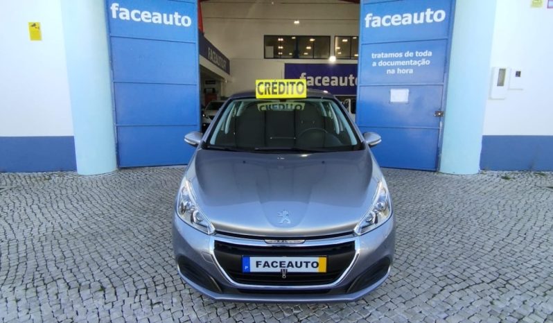 Peugeot 208 completo
