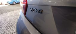 Peugeot 208 completo