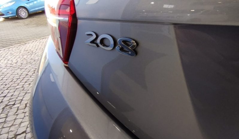 Peugeot 208 completo