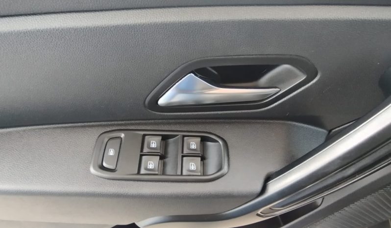 Dacia Duster GPL completo