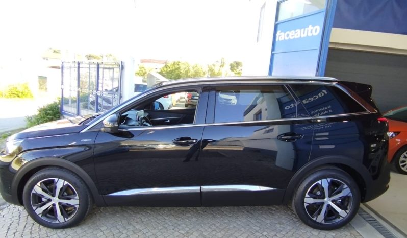 Peugeot 5008 completo