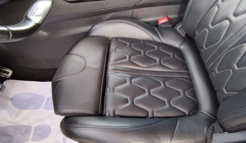 Peugeot 5008 completo