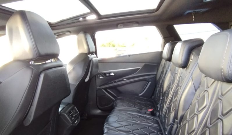 Peugeot 5008 completo