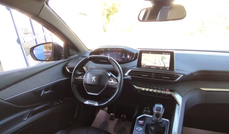 Peugeot 5008 completo