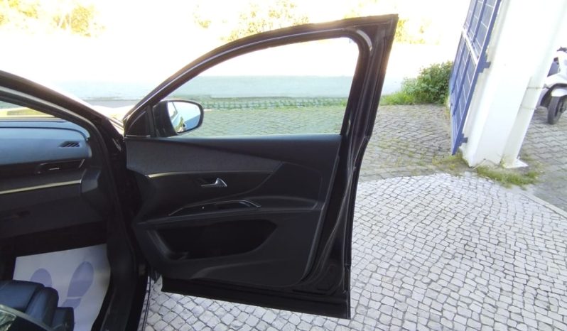 Peugeot 5008 completo