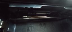 Peugeot 5008 completo