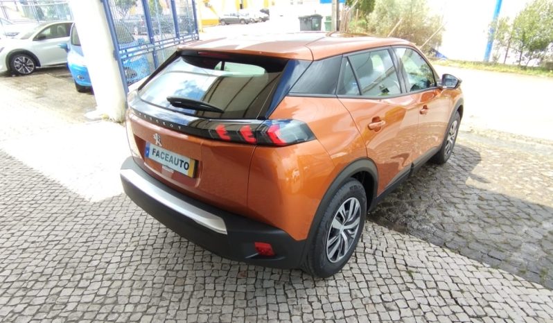 Peugeot e-2008 completo