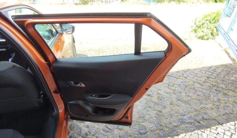 Peugeot e-2008 completo