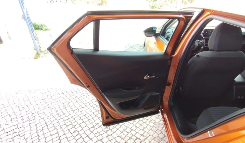 Peugeot e-2008 completo