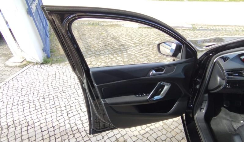 Peugeot 308 completo