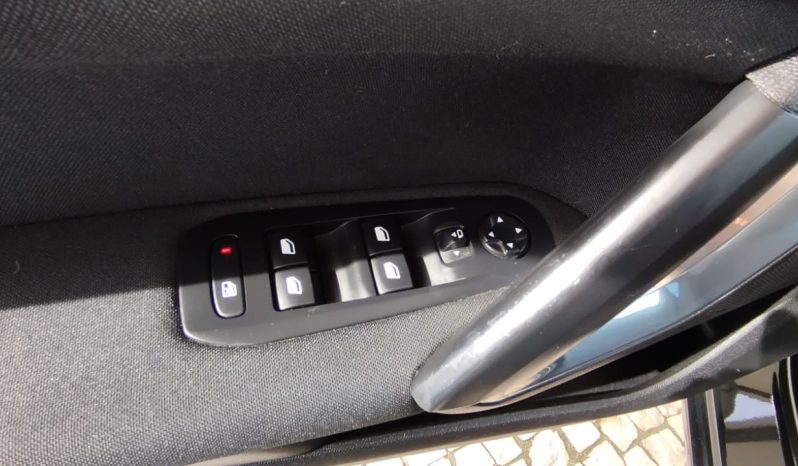 Peugeot 308 completo