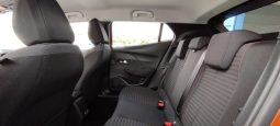 Peugeot e-2008 completo