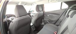 Peugeot e-2008 completo