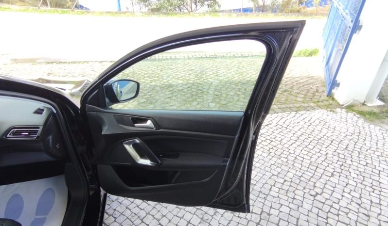 Peugeot 308 completo