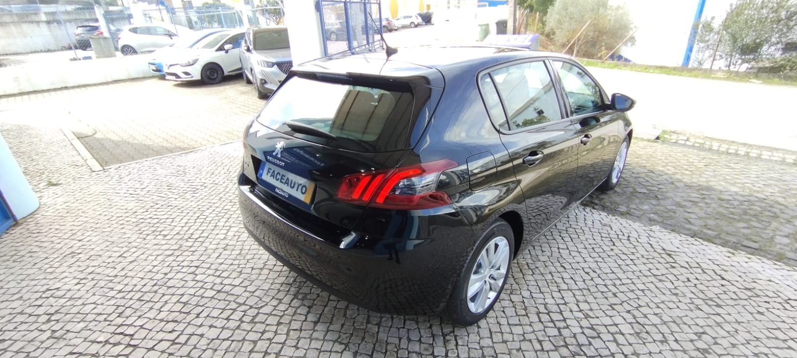 Peugeot 308