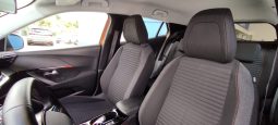 Peugeot e-2008 completo