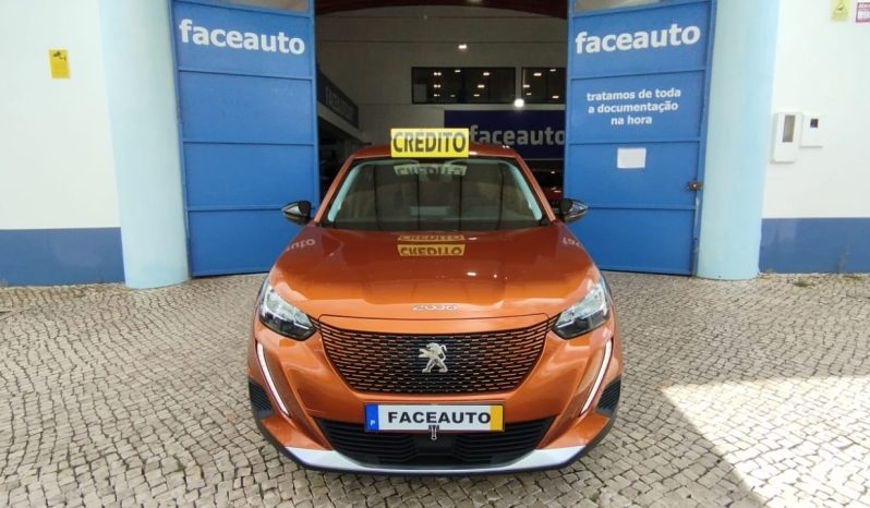 Peugeot e-2008 completo