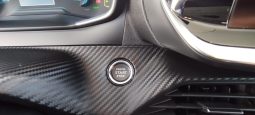 Peugeot e-208 completo