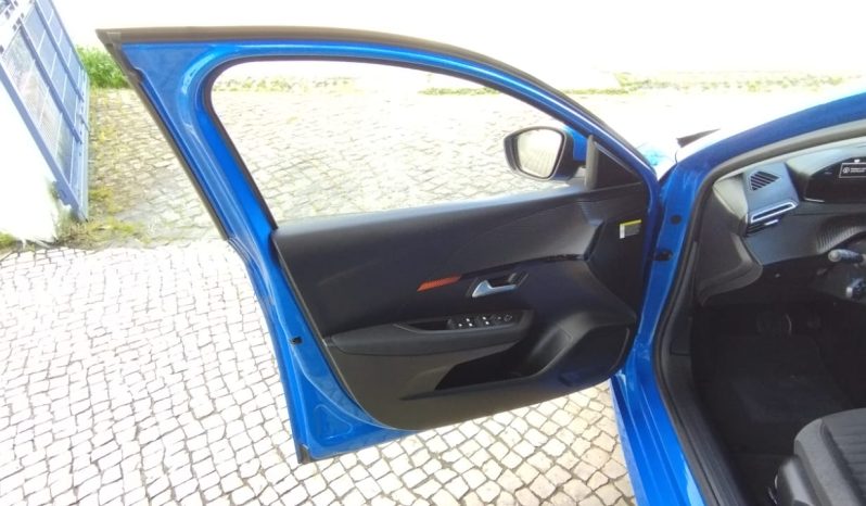 Peugeot e-208 completo