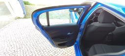 Peugeot e-208 completo