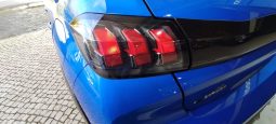 Peugeot e-208 completo
