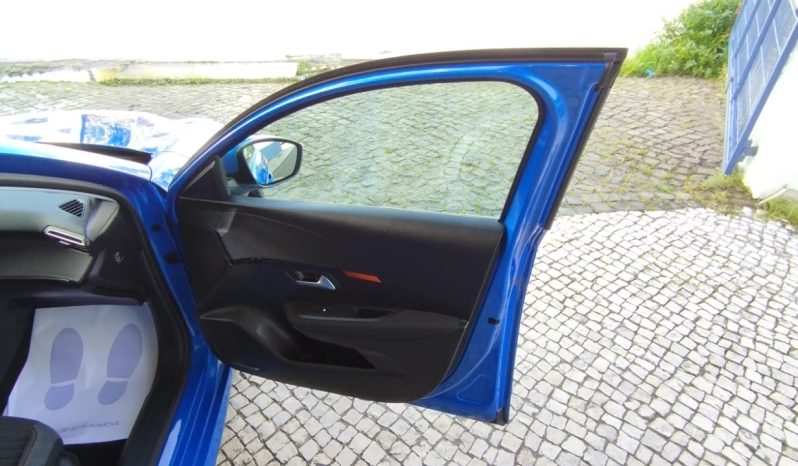 Peugeot e-208 completo
