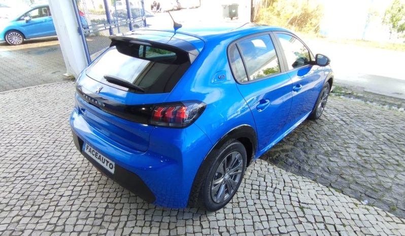Peugeot e-208 completo