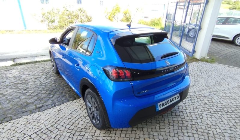 Peugeot e-208 completo
