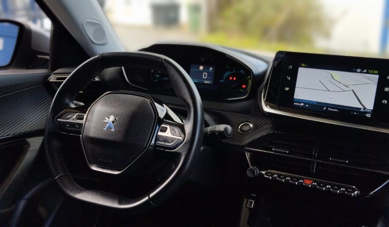 Peugeot e-2008 completo