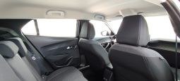 Peugeot e-2008 completo