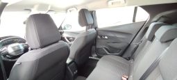 Peugeot e-2008 completo