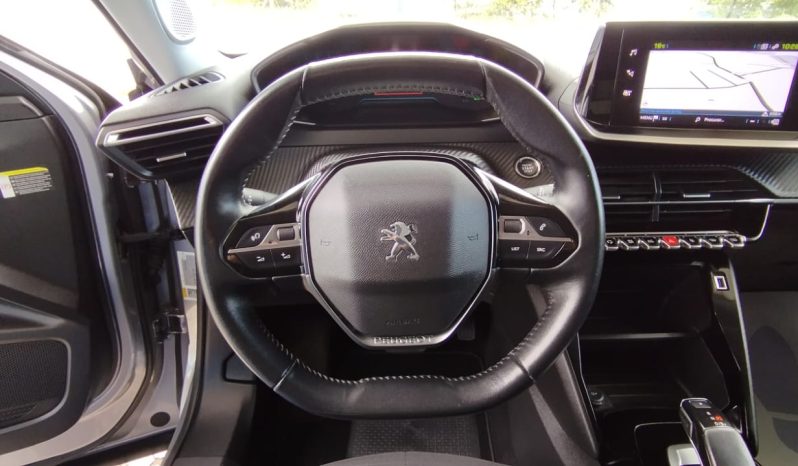 Peugeot e-2008 completo