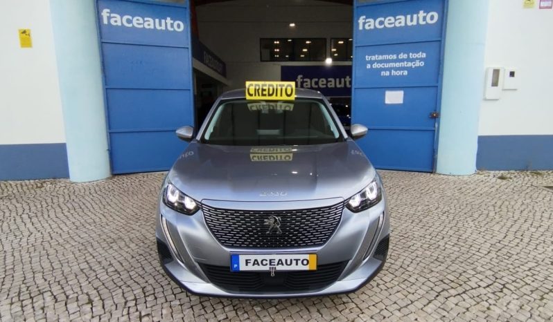 Peugeot e-2008 completo