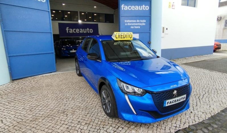 Peugeot e-208 completo