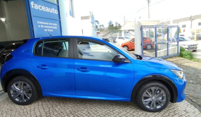 Peugeot e-208 completo