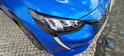 Peugeot e-208 completo