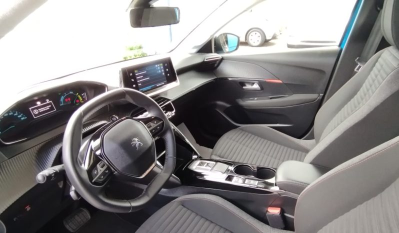 Peugeot e-208 completo