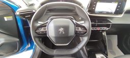 Peugeot e-208 completo