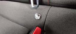 Peugeot e-208 completo