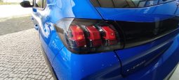 Peugeot e-208 completo