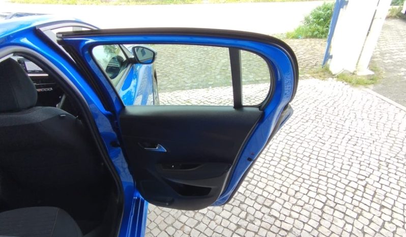 Peugeot e-208 completo