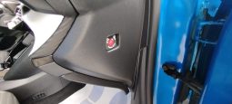 Peugeot e-208 completo