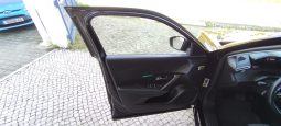 Peugeot e-2008 completo