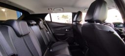 Peugeot e-2008 completo